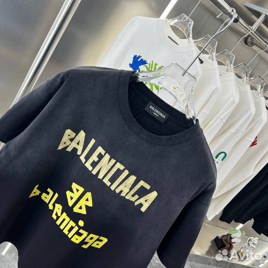 Balenciaga футболка