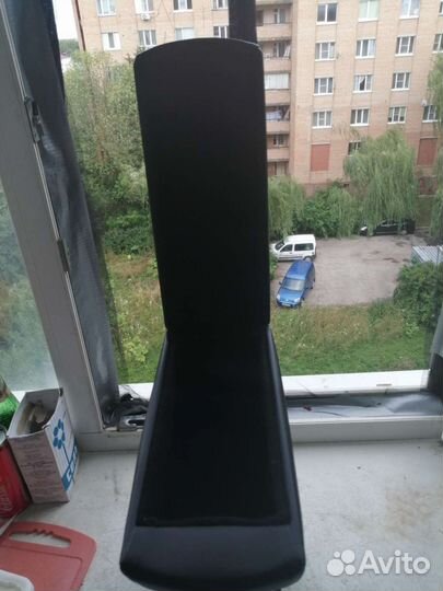 Подлокотник