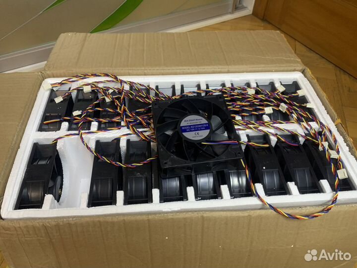 Вентилятор/Кулер 2.7A для асика