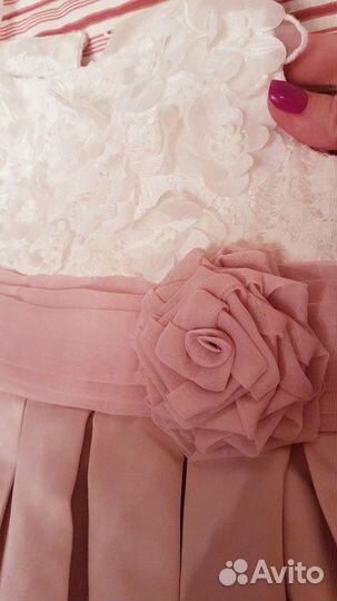 Нарядное платье для девочки 116 122