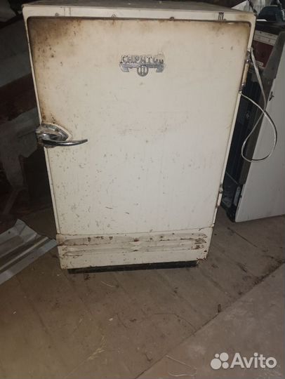 Холодильник саратов СССР