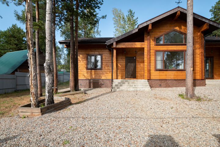 Дом 140 м² на участке 14,5 сот.