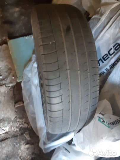 R18 Michelin CrossClimate 225/60, PCD 5x115 DIA 70.02
