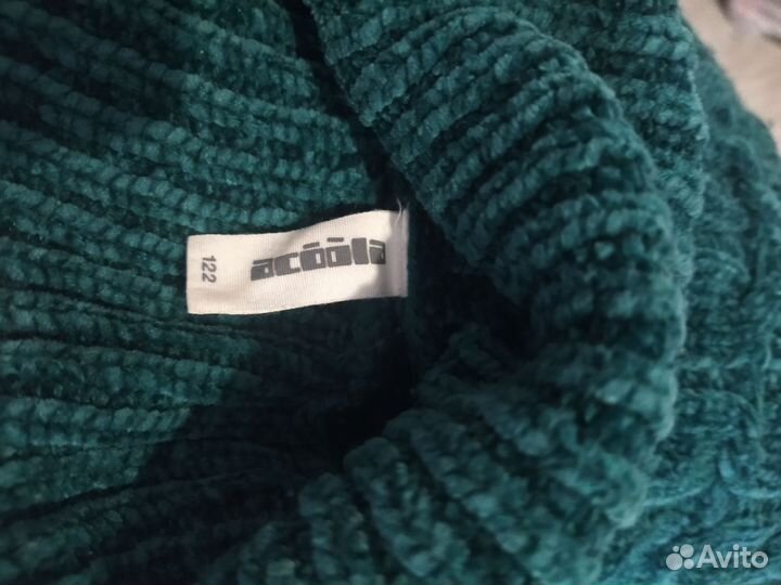 Свитер акула