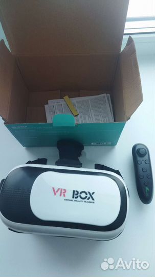 VR маска с джойстиком