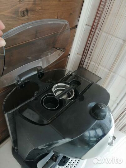 Кофемашина delonghi