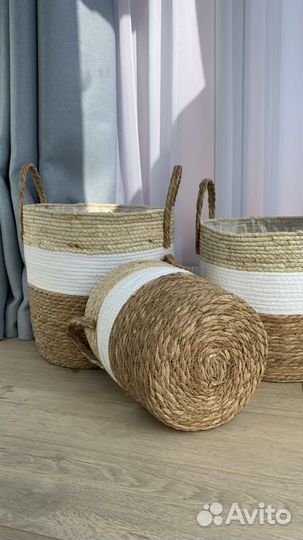 Кашпо напольное плетеное