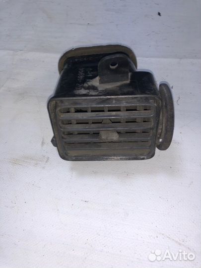 Решетка Вентиляционная Toyota Carina AT190 4AFE