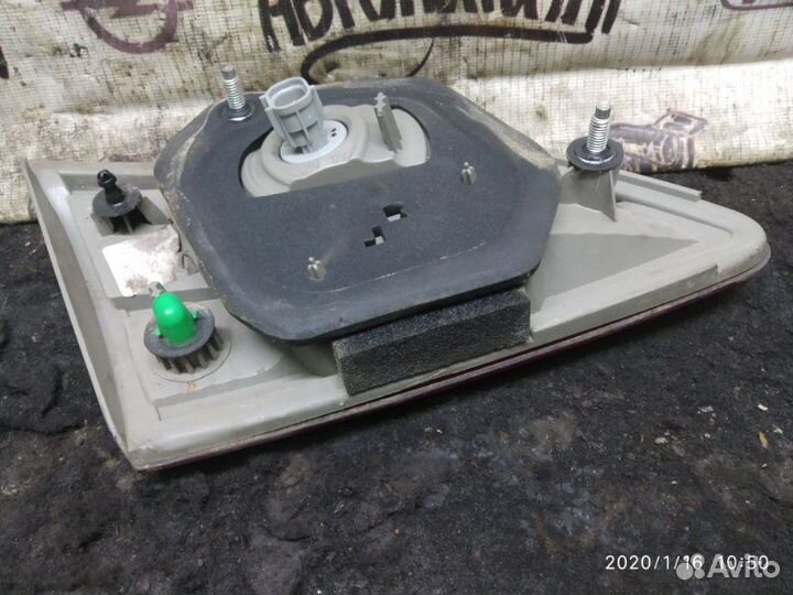 Фонарь задний правый Nissan Almera G15 K4MC697