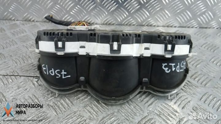 Щиток приборов (приборная панель) Kia Rio 3 2012