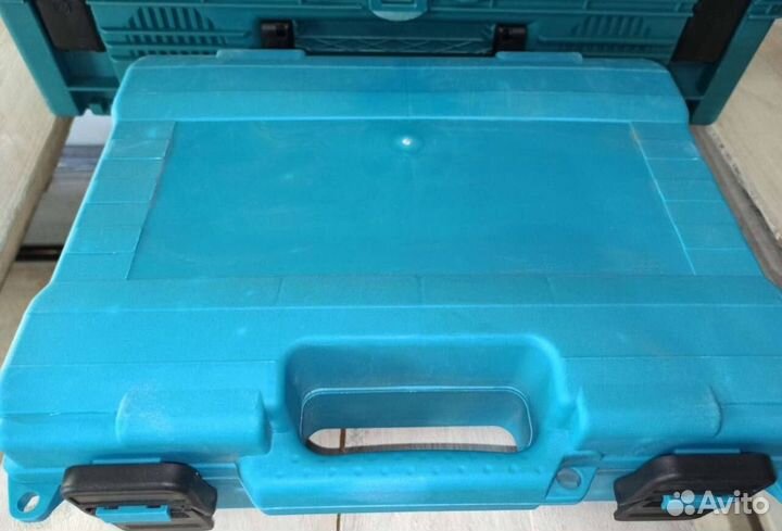 Аккумуляторный гайковерт Makita 350 Нм (Арт.22202)