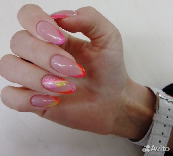 Маникюр педикюр