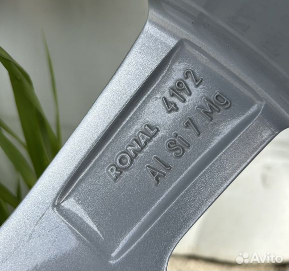 Комплект колес audi R18