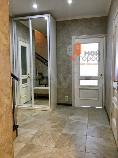 3-к. квартира, 117 м², 7/8 эт.