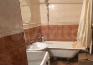 Комната 15,9 м² в 5-к., 1/3 эт.