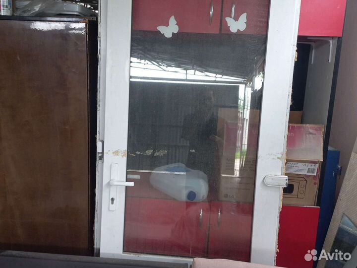 Двери пластиковые бу