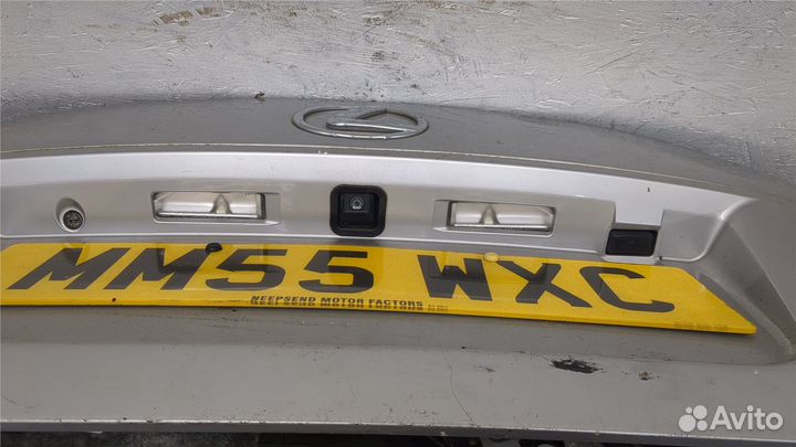 Крышка багажника Lexus IS, 2005