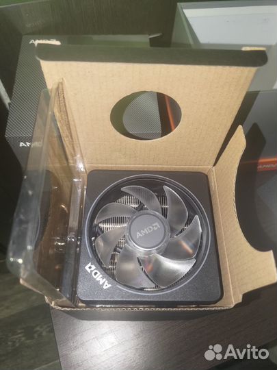 AMD Ryzen 9 3900X BOX