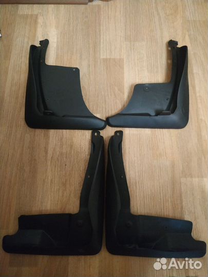 Toyota Camry 70 Брызговики G2ZC5