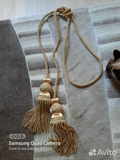 Шнур с кистями