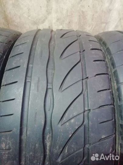 Bridgestone Potenza RE002 Adrenalin 235/45 R17