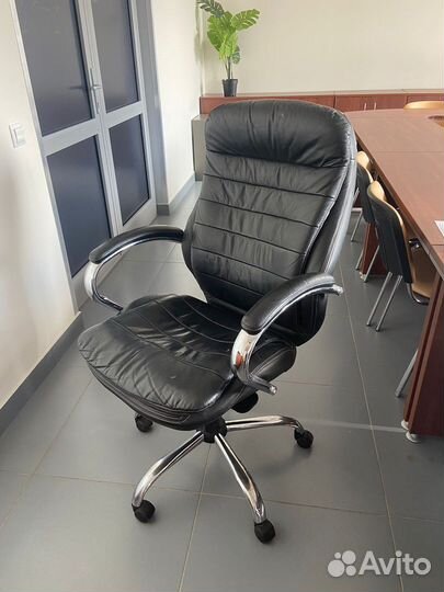 Офисное кресло бу
