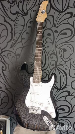 Электрогитара (возможен/продажа)