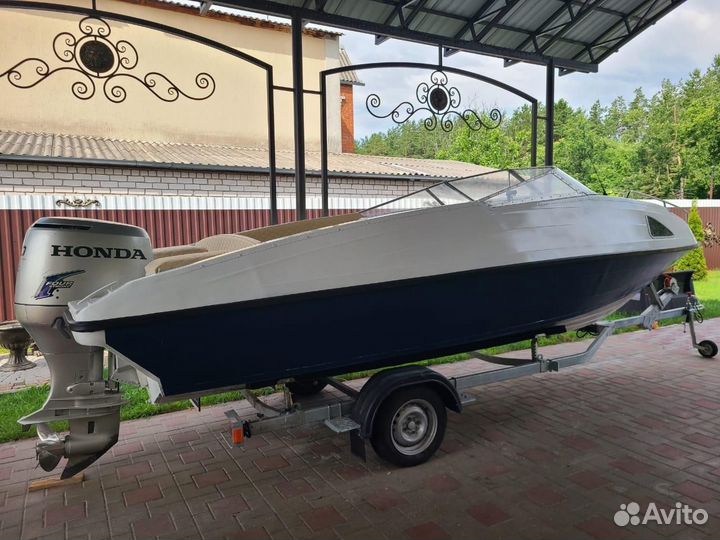 Николь Фаворит Катер