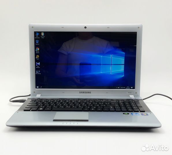 Ноутбук Samsung