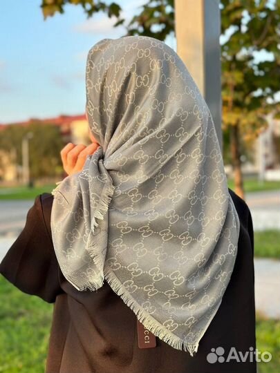 Теплые платки