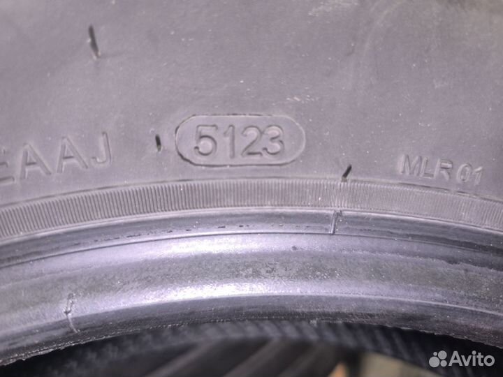 Westlake Zuper Eco Z-107 215/65 R16 98V