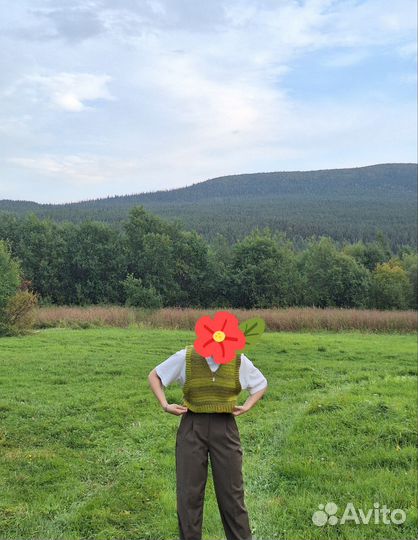 Жилетка вязаная