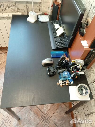 Компьютерный стол IKEA