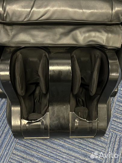 Массажное кресло Yamaguchi YA-2800