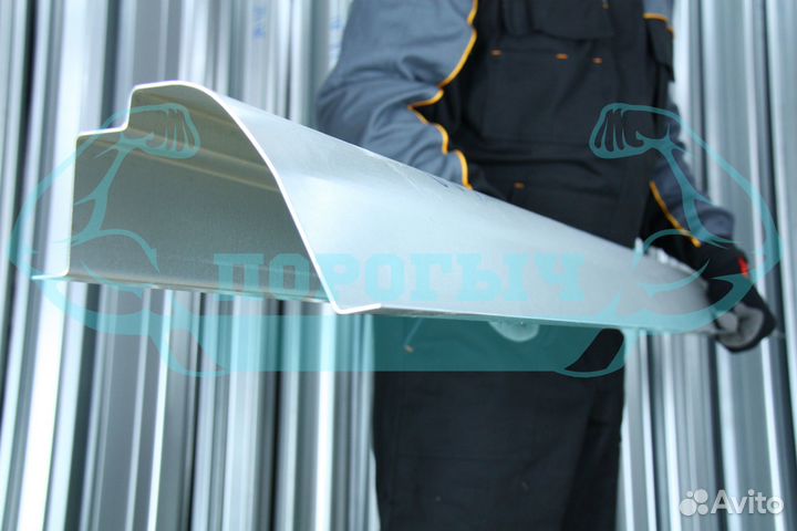 Ремотный порог Toyota Land Cruiser 80 левый