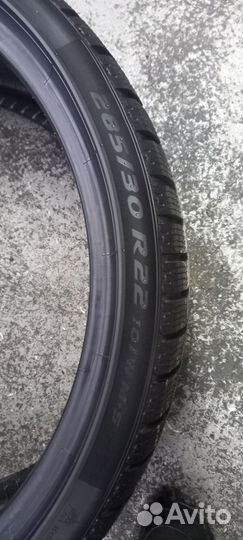 Pirelli P Zero Winter 285/30 R22 101W