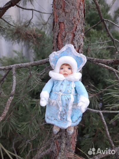 Ватная елочная игрушка