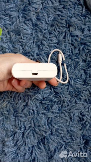 GP зарядное устройство powerbank u411 4xAA