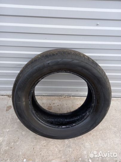 Yokohama BluEarth AE50 215/65 R17 99V