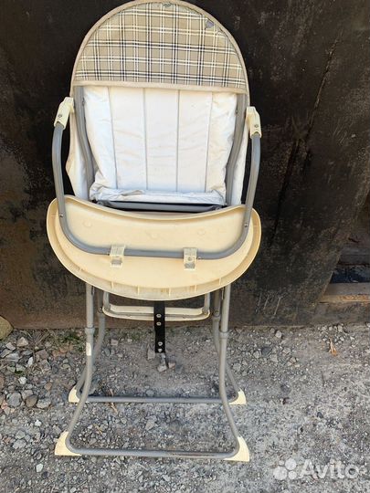Стульчик для кормления