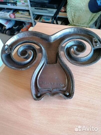 Винтажная вешалка