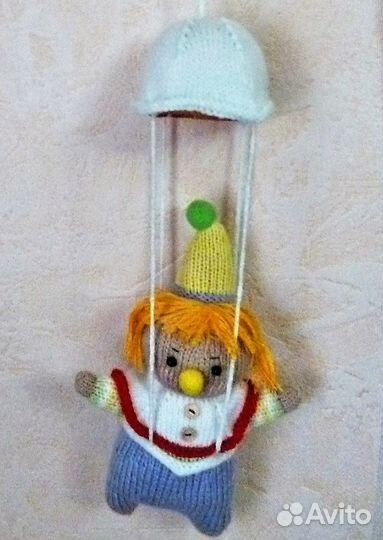 Детский интерьерный весёлый мобиль на кроватку