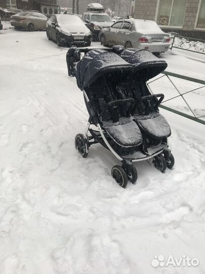 Коляска для двойни и погодок Pituso