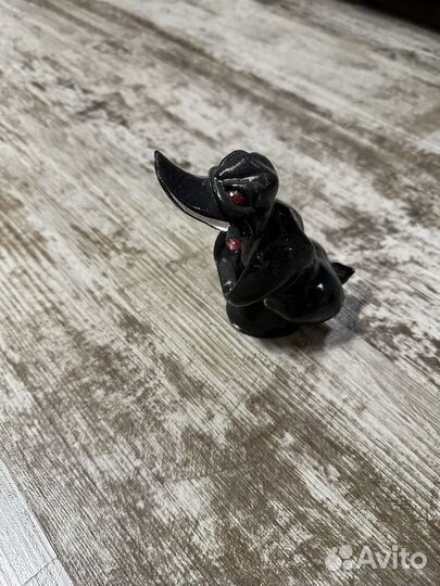 Утка в авто на магните