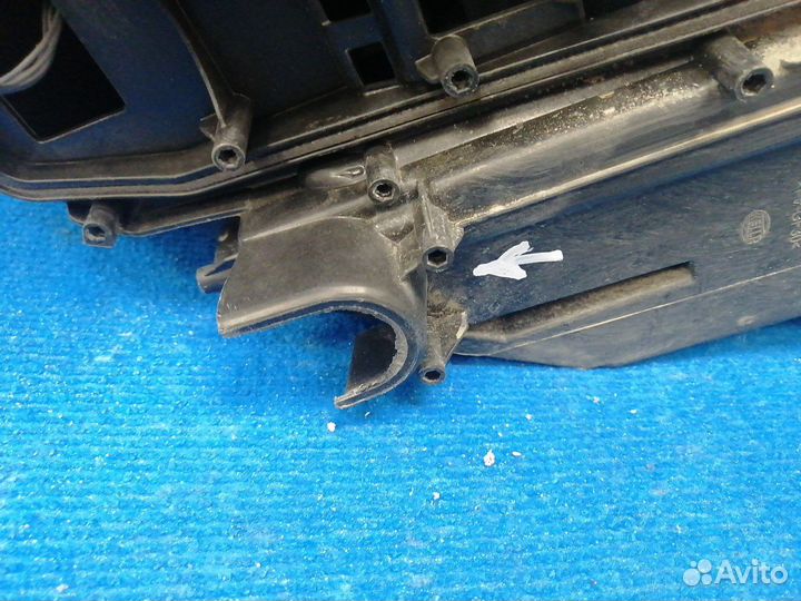 Фара правая светодиодная 9Y0941032Q Porsche