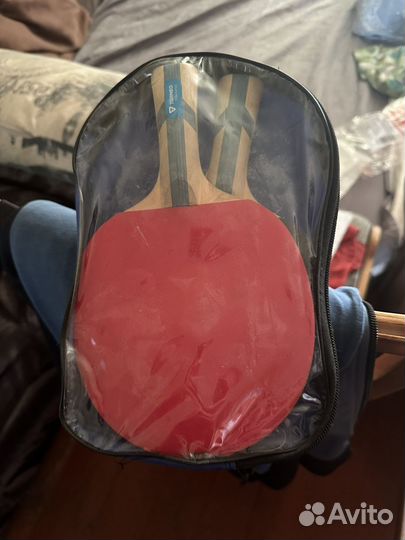 Теннисная ракетка