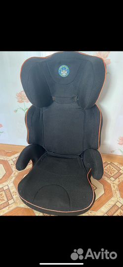 Автомобильное кресло