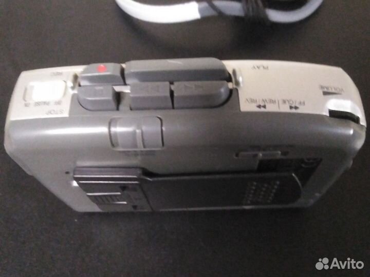 Кассетный плеер с записью Aiwa js189