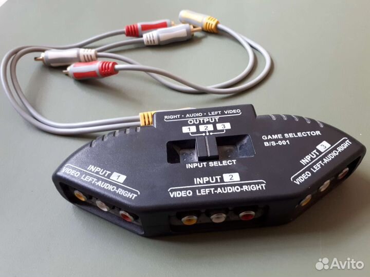 Делитель RCA сигнала, 3 RCA входа, 1 RCA выход