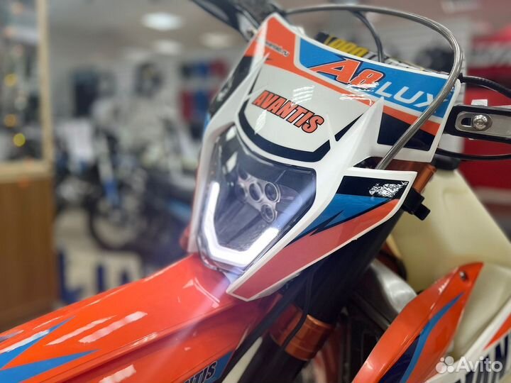 Мотоцикл Avantis A8 250 Carb